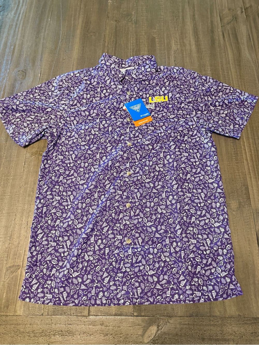 Columbia Purple LSU Tigers Super Slack Tide Omni-Shade Team Button Up Mens Small